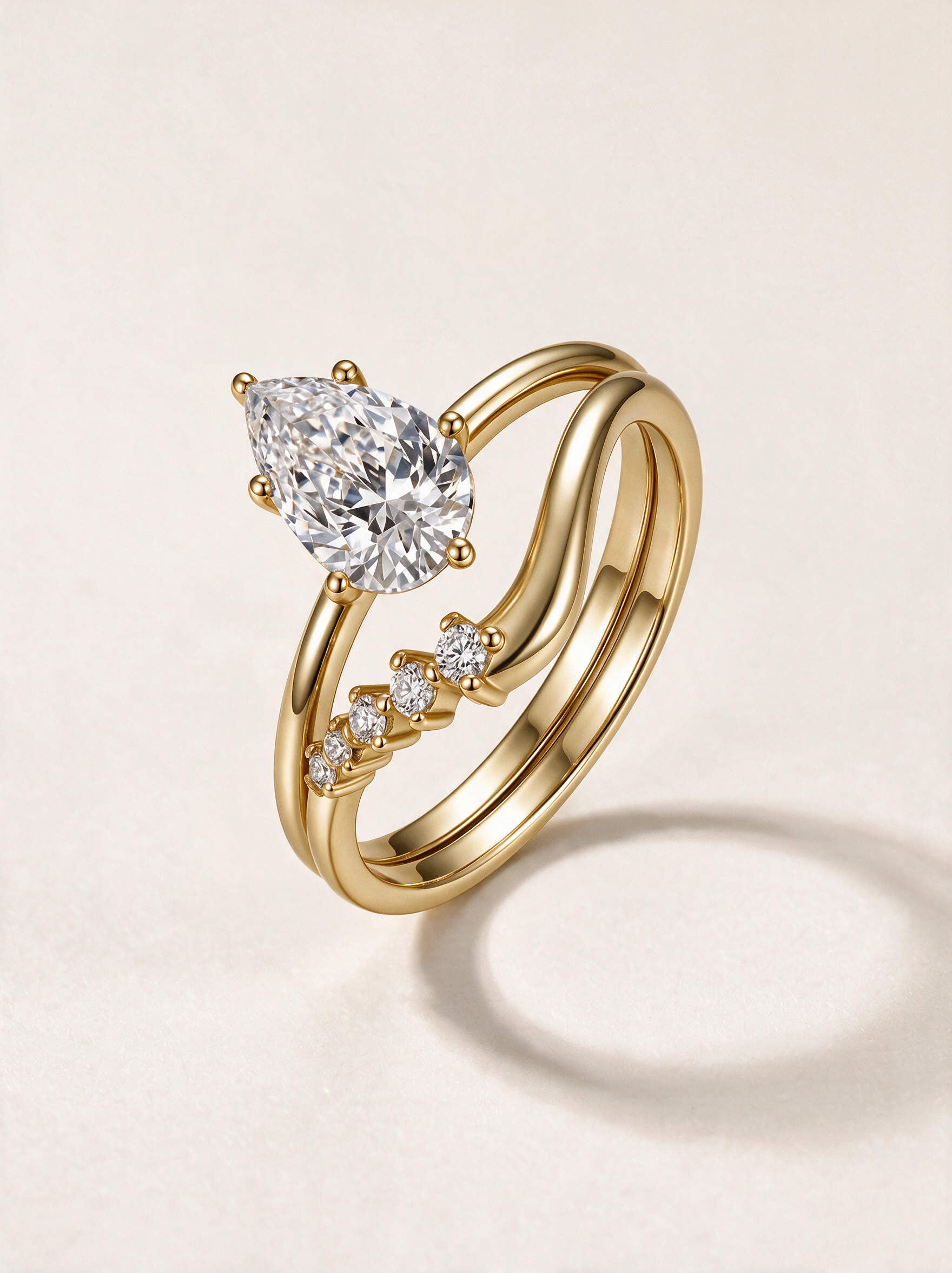 Pear-Cut Moissanite Ring Set with Curved Band – 1.5ct